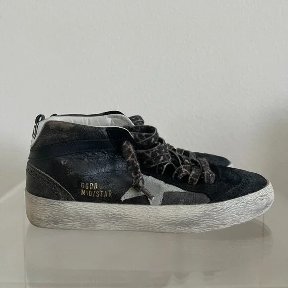 LIKE NEW Golden Goose Mid Star Sneakers - Picture 2 of 12